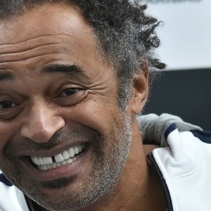 Insolite : A 59 ans, Yannick Noah pose nu et il enflamme la toile [Photo]