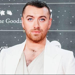 Sam Smith montre ses fesses sur Instagram