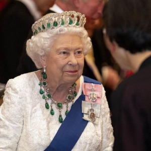 Le communiqué poignant de la reine Elizabeth II au sujet de la décision de Meghan et Harry