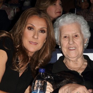 Vidéo – Céline Dion : la chanteuse a rendu un vibrant hommage à sa mère décédée