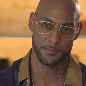 PEOPLE : Hatik sacre Booba comme le plus grand rappeur de tous les temps !