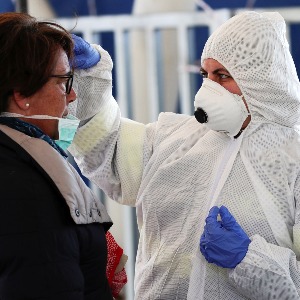 FAITS DIVERTS : Un homme infecté par hantavirus meurt dans un bus en Chine