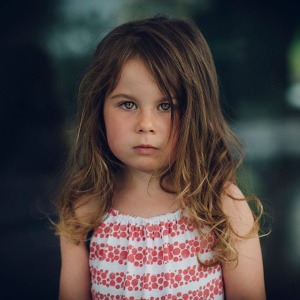 INSOLITE : Âgée de 10 ans, une fillette échappe à un kidnapping grâce à une technique incroyable