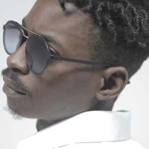 GABON : «C’est Ali qui paye»  La réponse ironique du rappeur Tris aux mesures sociales contre le Covid-19