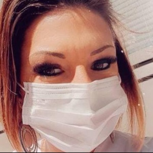 SOLIDARITÉ : Ce propriétaire divise par deux le loyer de la locataire aide- soignante – un beau geste de solidarité