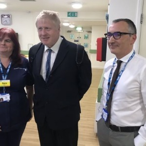 Royaume-uni : Une infirmière vue aux côtés de Boris Johnson décède du coronavirus