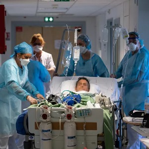 FRANCE : Déconfinement : «mensonges» sur les masques et «crise gigantesque» en cas de deuxième vague?