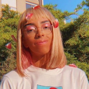 CULTURE : Bilal Hassani est de retour en studio après le confinement !
