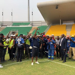 SPORTS : Samuel Eto'o est célébré pour bien plus que le football dans sa ville natale