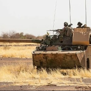 DEFENSE Sahel : les blindés de la Légion étrangère prêts à bondir, les terroristes se renforcent-ils ?