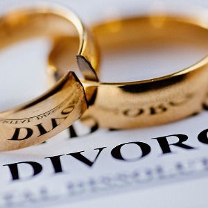 PEOPLE : Incroyable  un homme de 99 ans divorce de sa femme de 96 ans après avoir découvert qu’elle l’a trompé il y a 60 ans