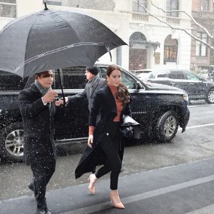 AMÉRIQUE : Accusée d’avoir menacé une influenceuse noire, la meilleure amie de Meghan Markle perd son émission