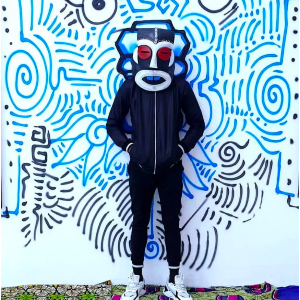 AFRIQUE 2050 :  CULTURE Des artistes à travers l'Afrique font revivre l'art du masque