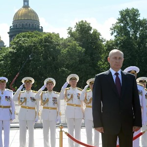 DEFENSE RUSSE : «La marine russe recevra des armes hypersoniques qui n’ont pas d'analogues dans le monde», annonce Poutine - vidéo