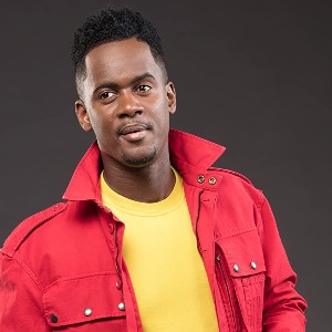 PEOPLE Black M : le chanteur profite de ses vacances à fond !