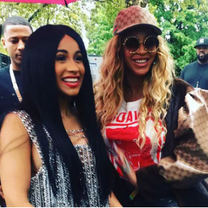 PEOPLE : Cardi B la rappeuse prête à tout pour éviter la réélection de Donald Trump