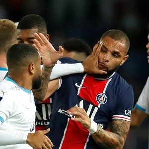 FOOTBALL Bagarres et record de cartons du siècle : l’OM s’impose face au PSG lors d'un match musclé – vidéos