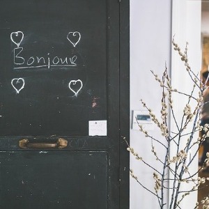 BIEN-ETRE : Politesse, savoir-vivre et relations sociales