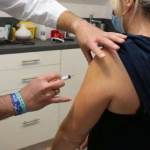 Covid-19 : 10 bonnes raisons de vous faire vacciner