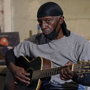 Dans le Mississippi :  bluesman petite ville maintient la musique vieillissante en vie