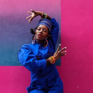 MUSIQUE : L’auteur-compositeur-interprète ougandais Awori aborde la vie en exil et prend position dans un nouvel album