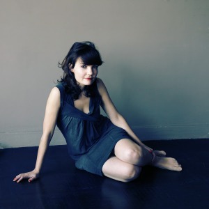 MUSIQUE : Agnès Aokky, le clip de Blue Dreams