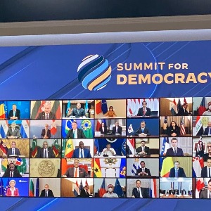 AFRIQUE2050 :  La stratégie de l'Afrique ne doit être tournée vers l'avenir ni vers l'Est ni vers l'Ouest