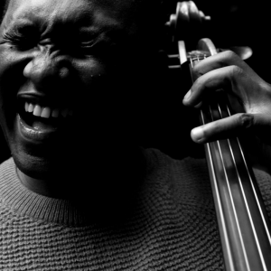 MUSIQUE : Abel Selaocoe trouve sa place dans l'improvisation