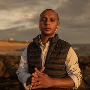 Lhomé, sortie de l'album Miracle(s) // Nouveau clip L'Arche