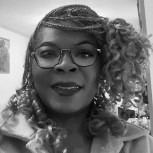 Editorial par  Félicité VINCENT Rédacteur en Chef : Salut! Bienvenue à RADIOTAMTAM Africa Weekend, où personne ne me demande de conseils vestimentaires