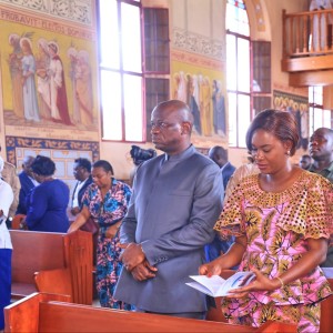 EDITORIAL par Félicité VINCENT Rédactrice en chef  : La polygamie est officiellement  maintenant étendue aux officiers généraux