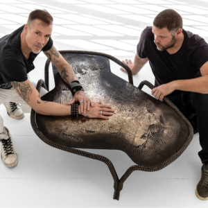 OKHA injecte les principes du design africain dans ses meubles inspirés de la nature