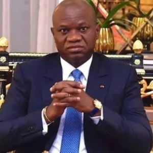 Gabon : Brice Clotaire Oligui Nguema officialise sa candidature à la présidentielle d’avril 2025.