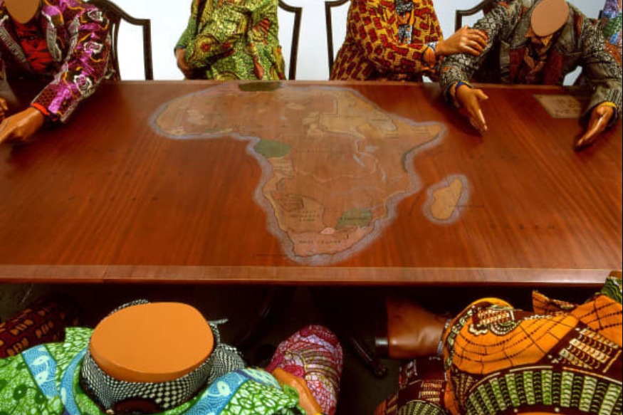 Les œuvres colorées de Yinka Shonibare subvertissent les récits coloniaux