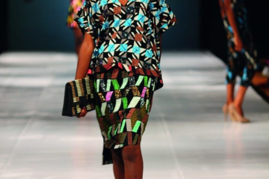 IL EST TEMPS D'INVESTIR DANS L'INDUSTRIE DE LA MODE AFRICAINE