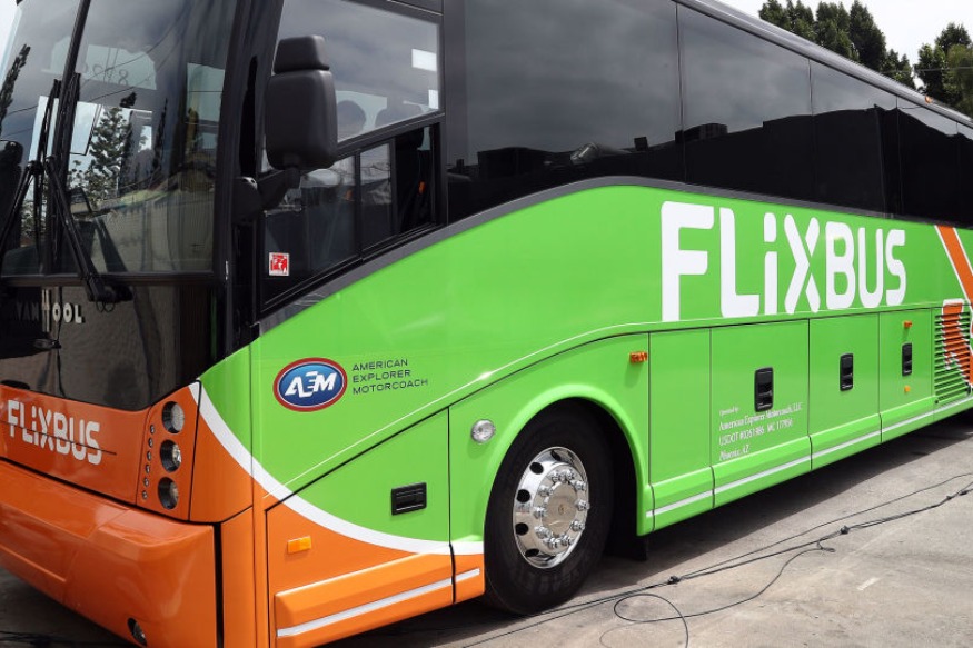 France : Un bus effectuant la liaison Paris-Londres se renverse sur l'A1, dans la Somme, 33 blessés - photos