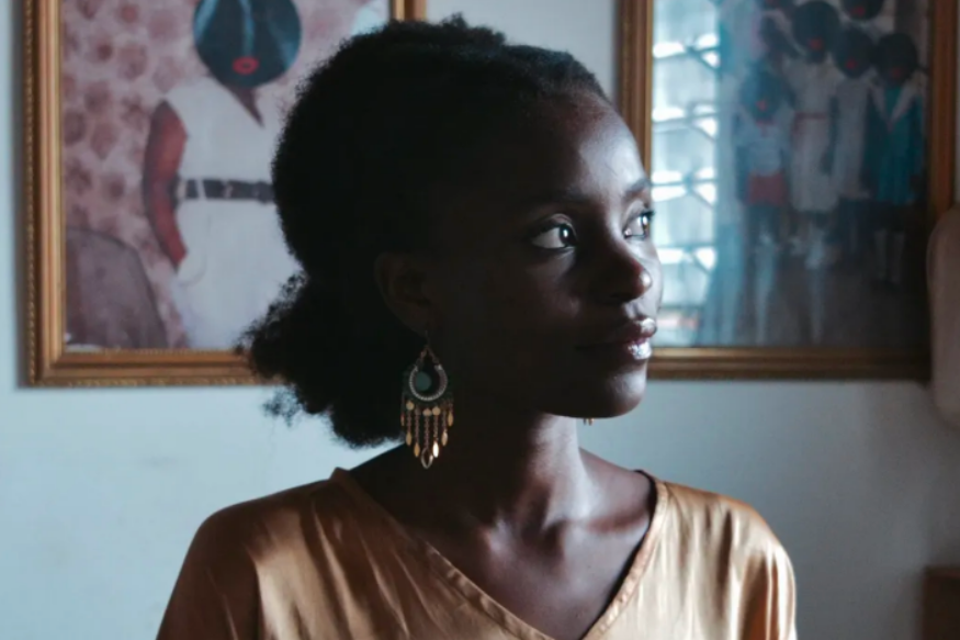 Revue de presse culturelle : Nana Oforiatta Ayim sur ses débuts roman Le Dieu des enfants »