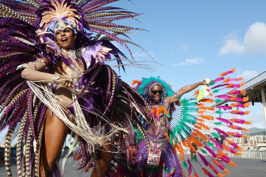 Voyage : Embrasser la musique, le mouvement et la liberté au carnaval de Trinidad