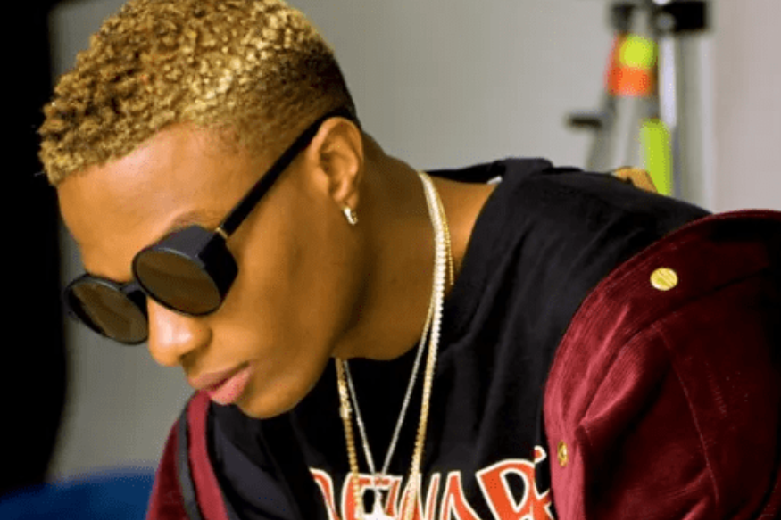PEOPLE : Wizkid  «j’essaie de mettre Rihanna enceinte»