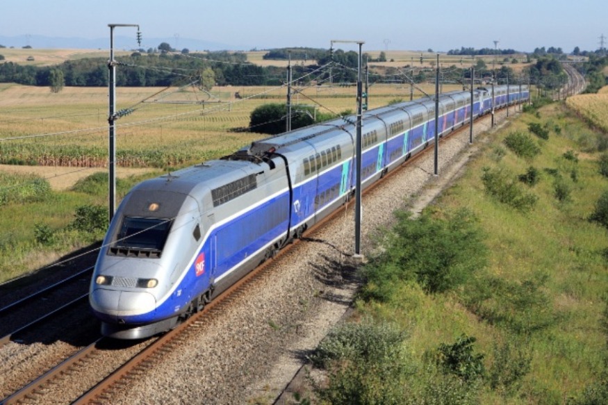 FRANCE : Coronavirus  la France fera recours aux TGV pour aider à transporter des patients dans les hôpitaux