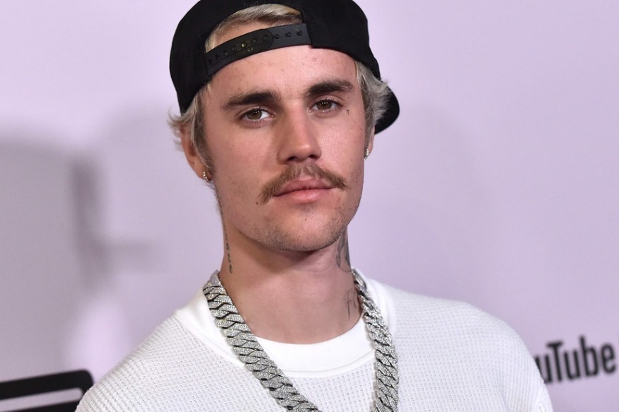PEOPLE : Justin Bieber  le chanteur s’enflamme totalement pour sa femme et ses fans