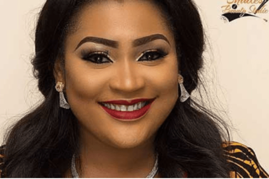 PEOPLE : Cette actrice nigériane a besoin d’une compagnie masculine