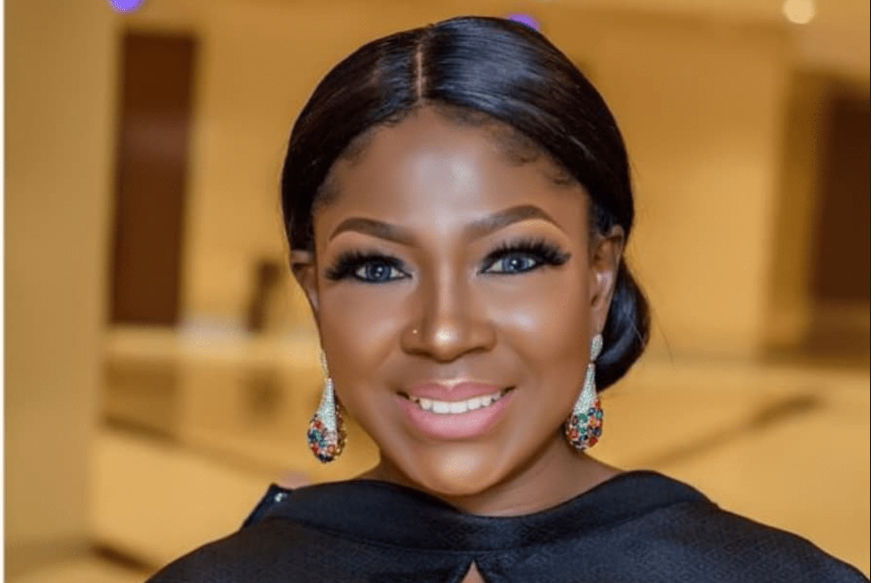 PEOPLE : «Dieu a provoqué le coronavirus pour empêcher les gens d’adorer les sports, les célébrités et l’argent», dixit une actrice nigériane