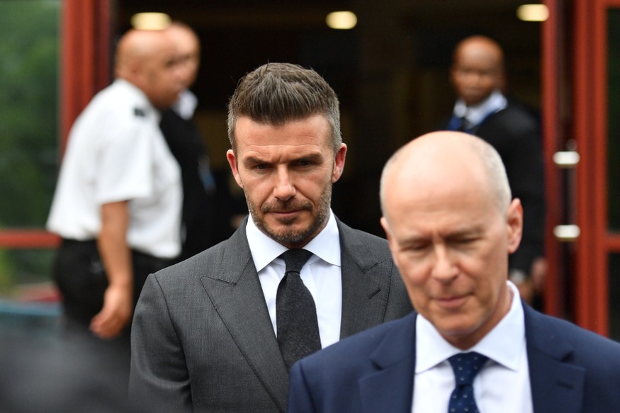 PEOPLE : David Beckham l’ancien footballeur soutient le personnel soignant