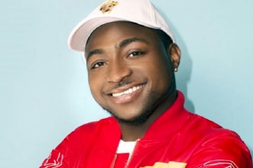 PEOPLE : Davido partage un beau portrait de sa petite amie et de ses enfants