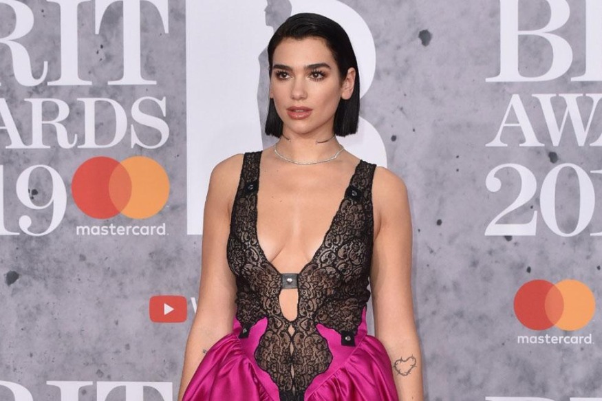 PEOPLE : Dua Lipa  la chanteuse veut faire les choses en grand pour protéger son image