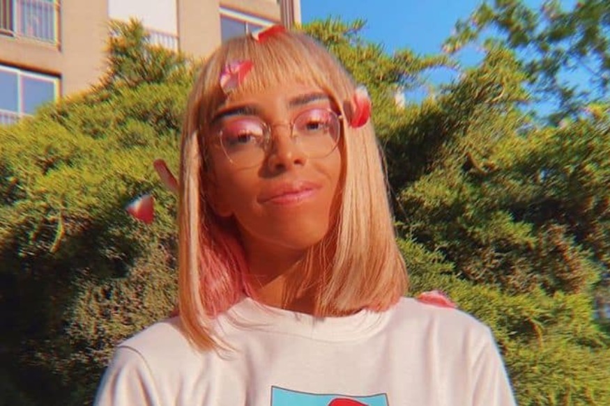 CULTURE : Bilal Hassani est de retour en studio après le confinement !
