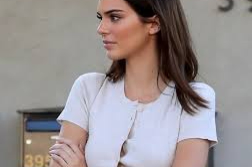 PEOPLE Kendall Jenner : après le désastre au Fyre Festival, une grosse amende a payé