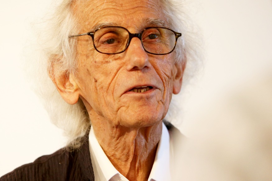 CULTURE : L’artiste Christo, emballeur du Pont-Neuf, est mort