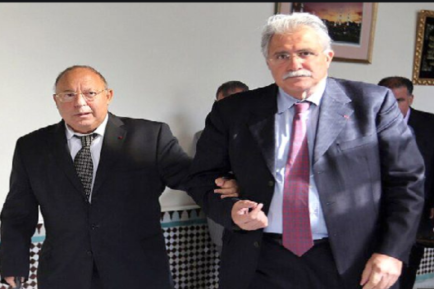 PARIS : Des jeunes musulmans intègrent à la conquête de la Mosquée de Paris